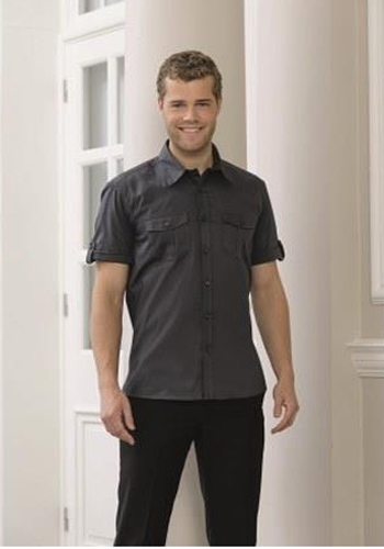 Camicia uomo manica arrotolata